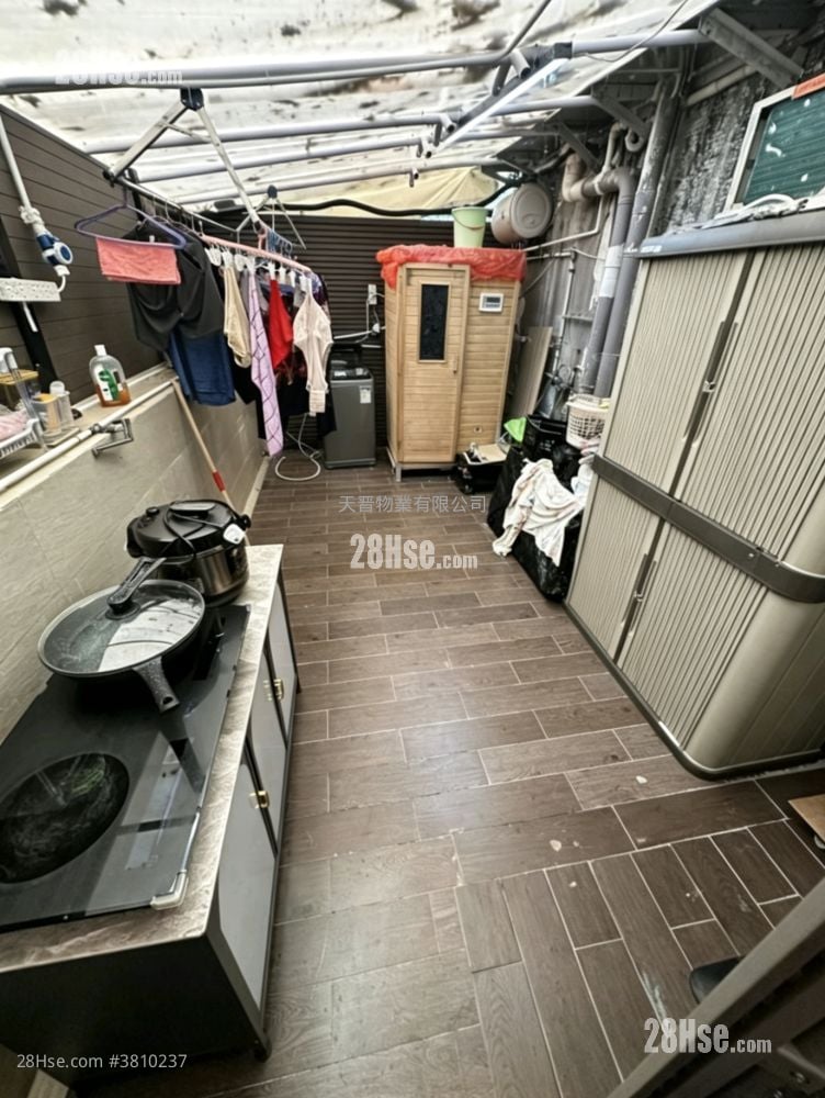 荣林大厦 售盘 2 房 , 1 浴室 270 平方尺