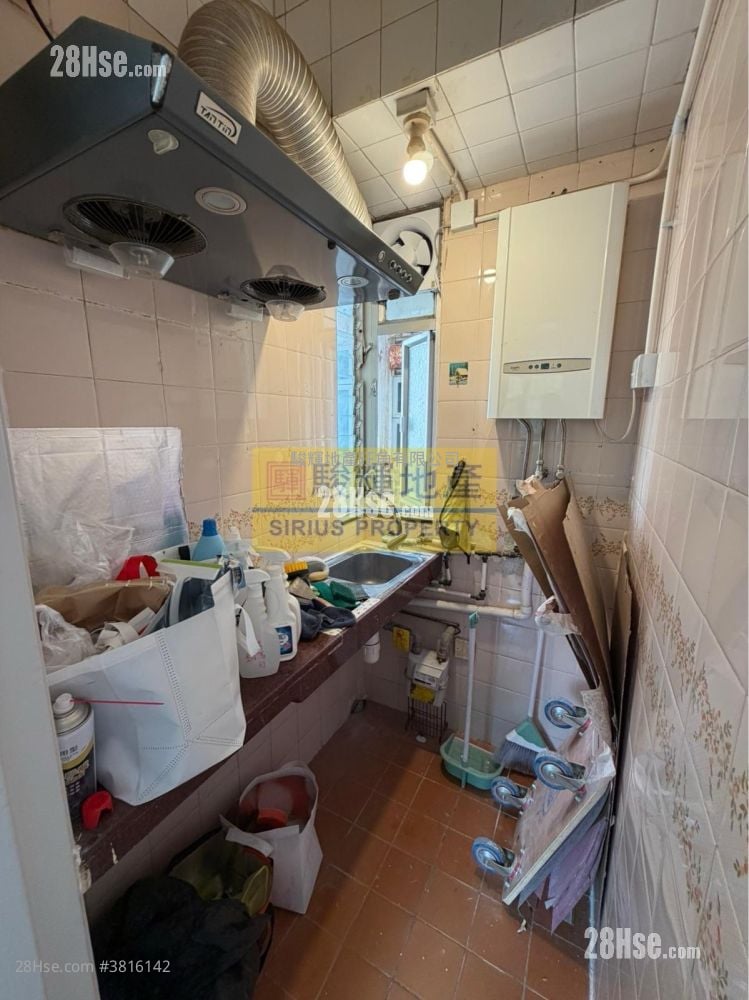 永寧大廈(順寧道) 租盤 2 房 , 1 浴室 224 平方呎