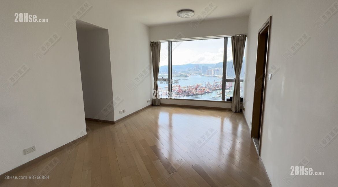 天璽 售盤 3 房 , 2 浴室 900 平方呎