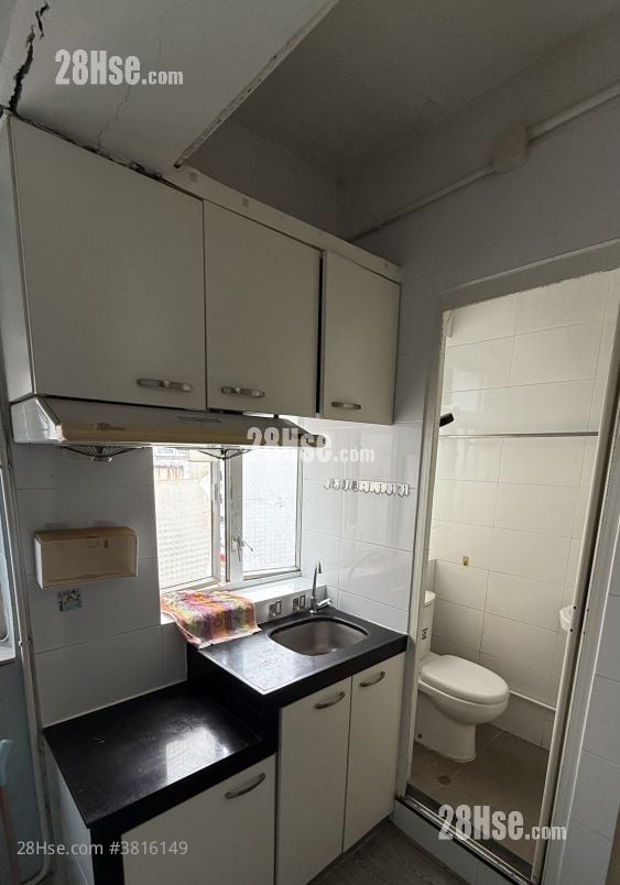 名賢大樓 租盤 150 平方呎