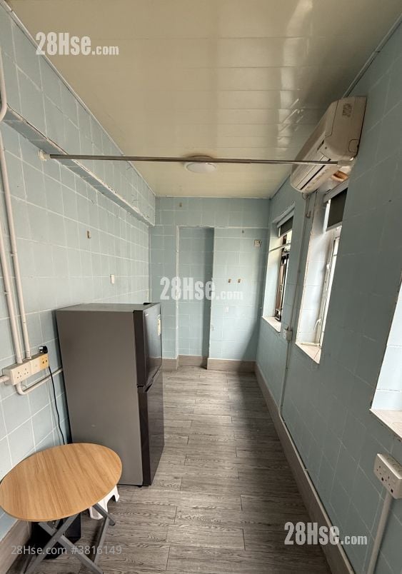 名賢大樓 租盤 150 平方呎