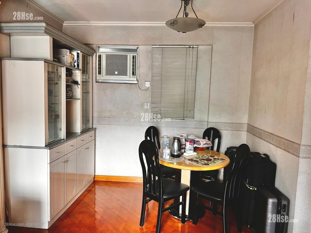 廳: 寶石大廈 售盤 3 房 , 2 浴室 596 平方呎