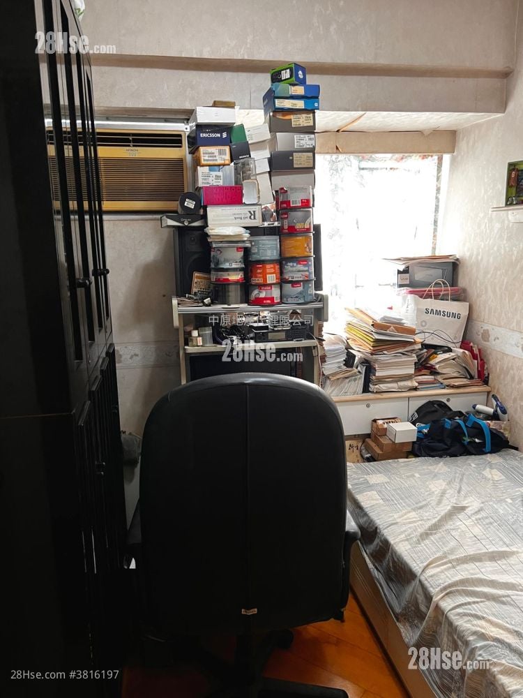 睡房 2: 寶石大廈 售盤 3 房 , 2 浴室 596 平方呎