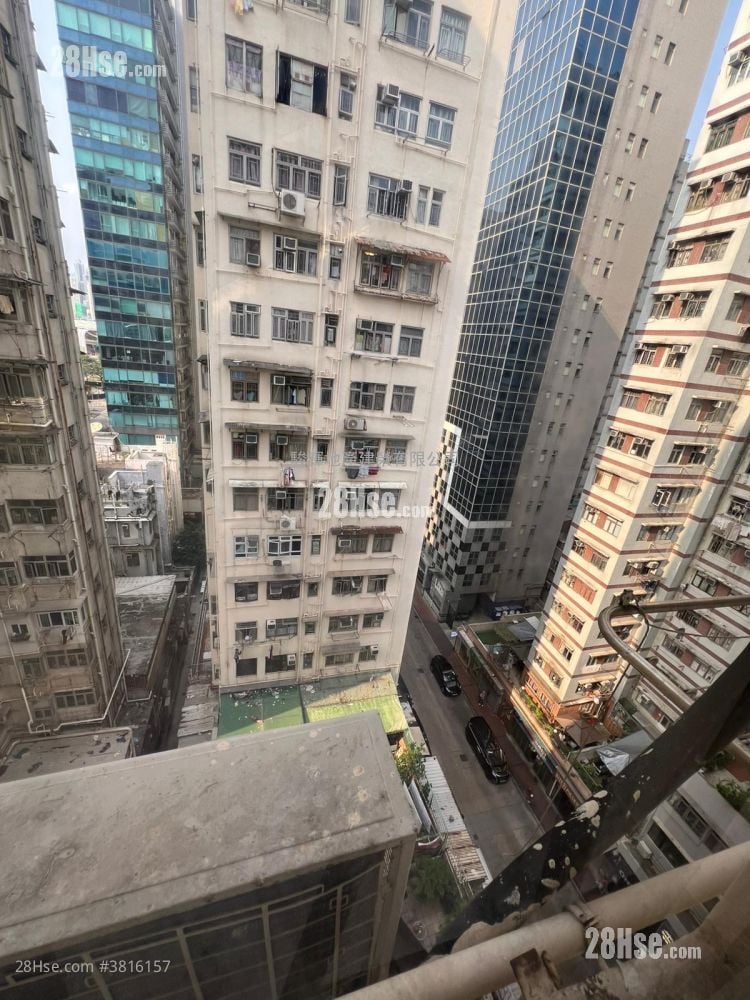 Wai Ching Court Sell 2 Bedrooms , 1 Bathroom 270 ft²