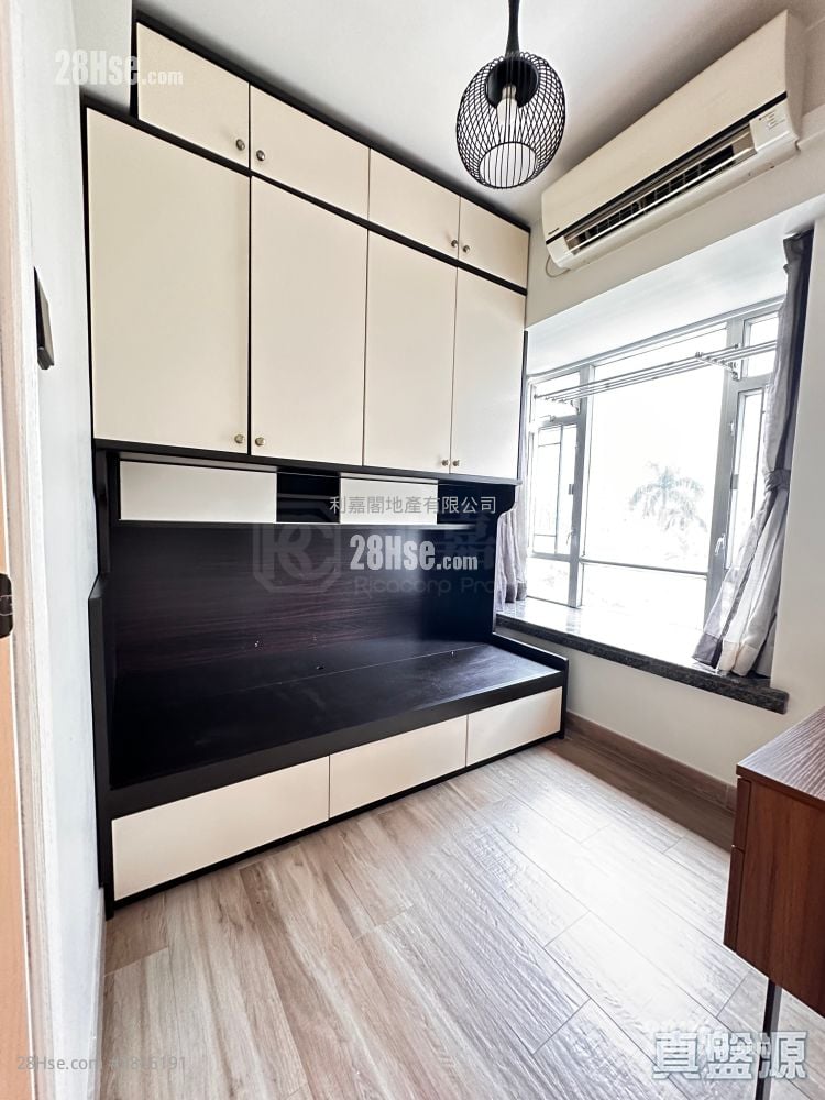 The Metro City Rental 2 Bedrooms , 1 Bathroom 418 ft²