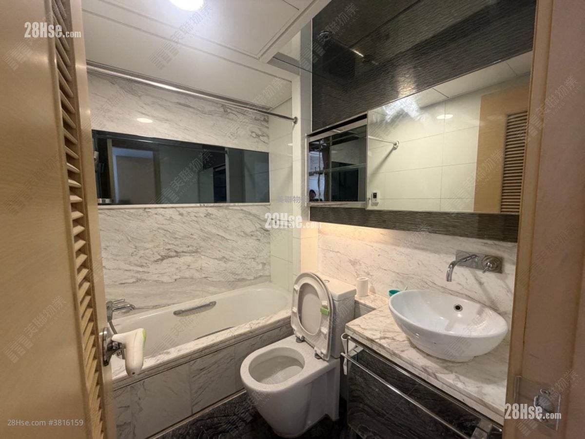 Yoho Midtown Sell 3 Bedrooms 915 ft²