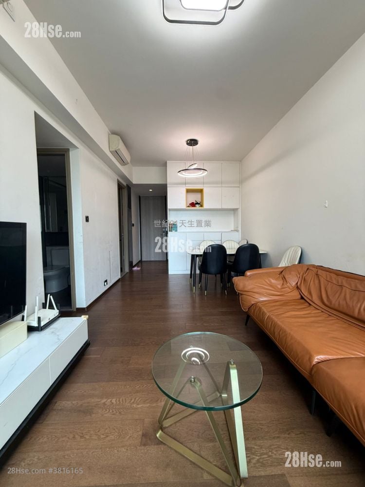 Le Pont Rental 4 Bedrooms , 2 Bathrooms 797 ft²