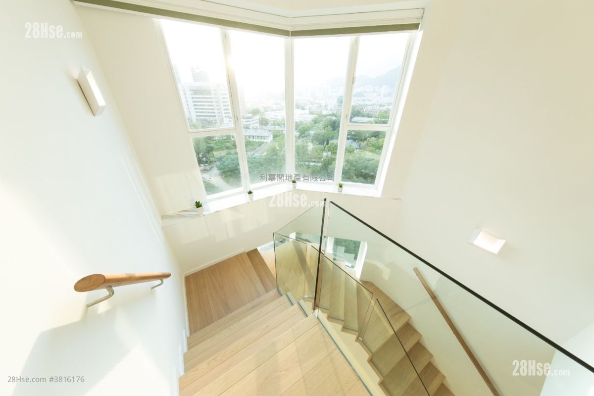 雅麗居 售盤 3 房 1,830 平方呎