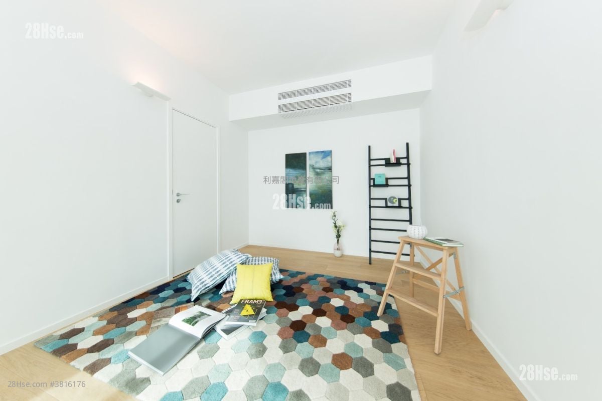 雅麗居 售盤 3 房 1,830 平方呎