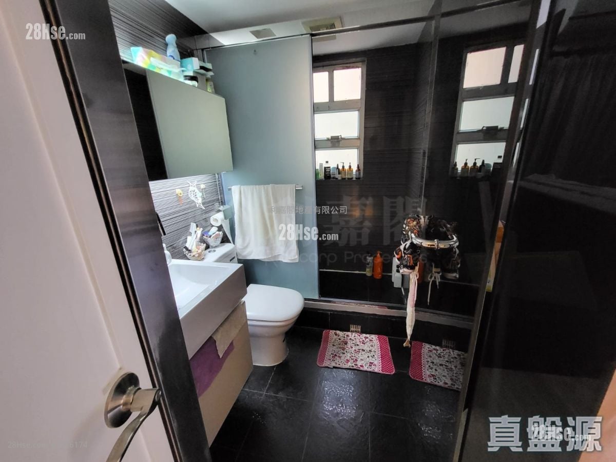 美孚新邨 售盤 4 房 , 2 浴室 850 平方呎