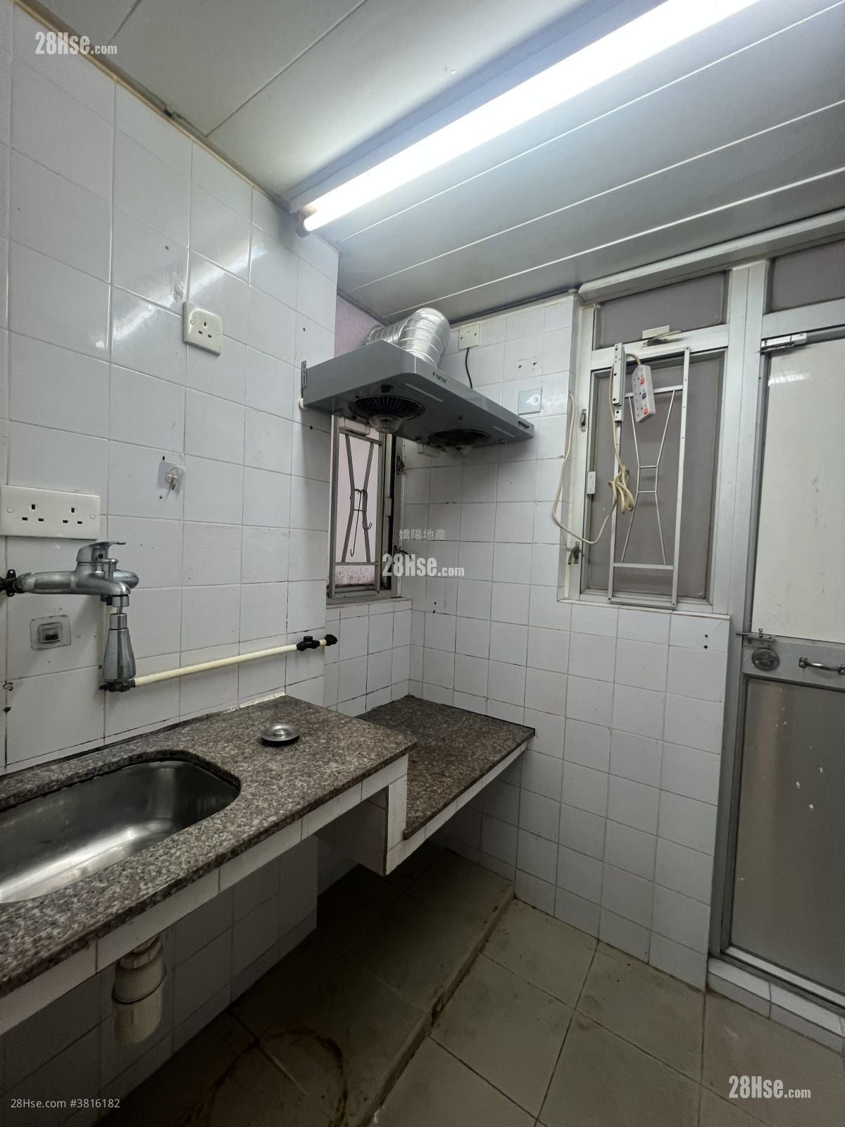 Fung Yee House Rental 2 Bedrooms , 1 Bathroom 313 ft²