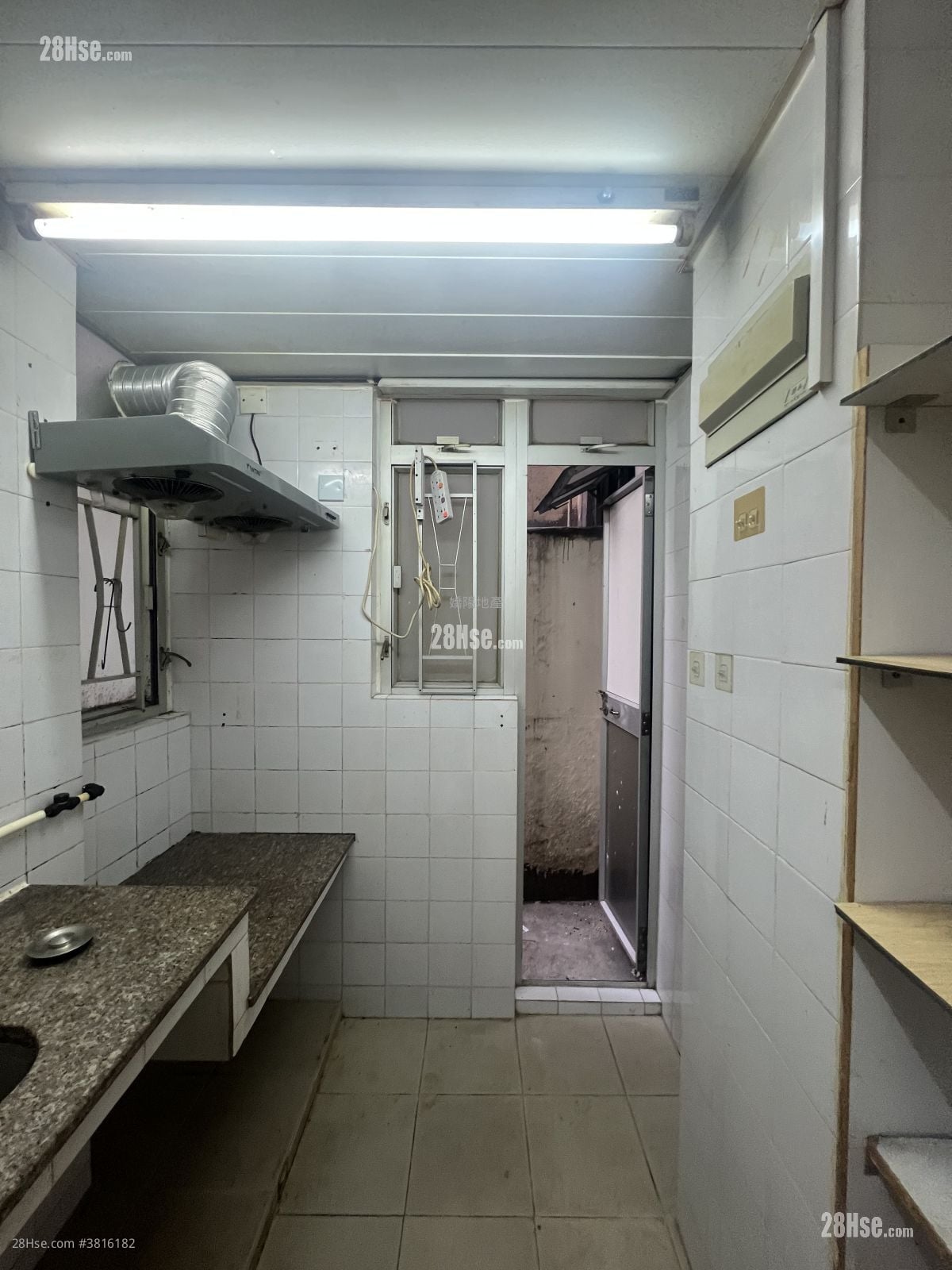 Fung Yee House Rental 2 Bedrooms , 1 Bathroom 313 ft²