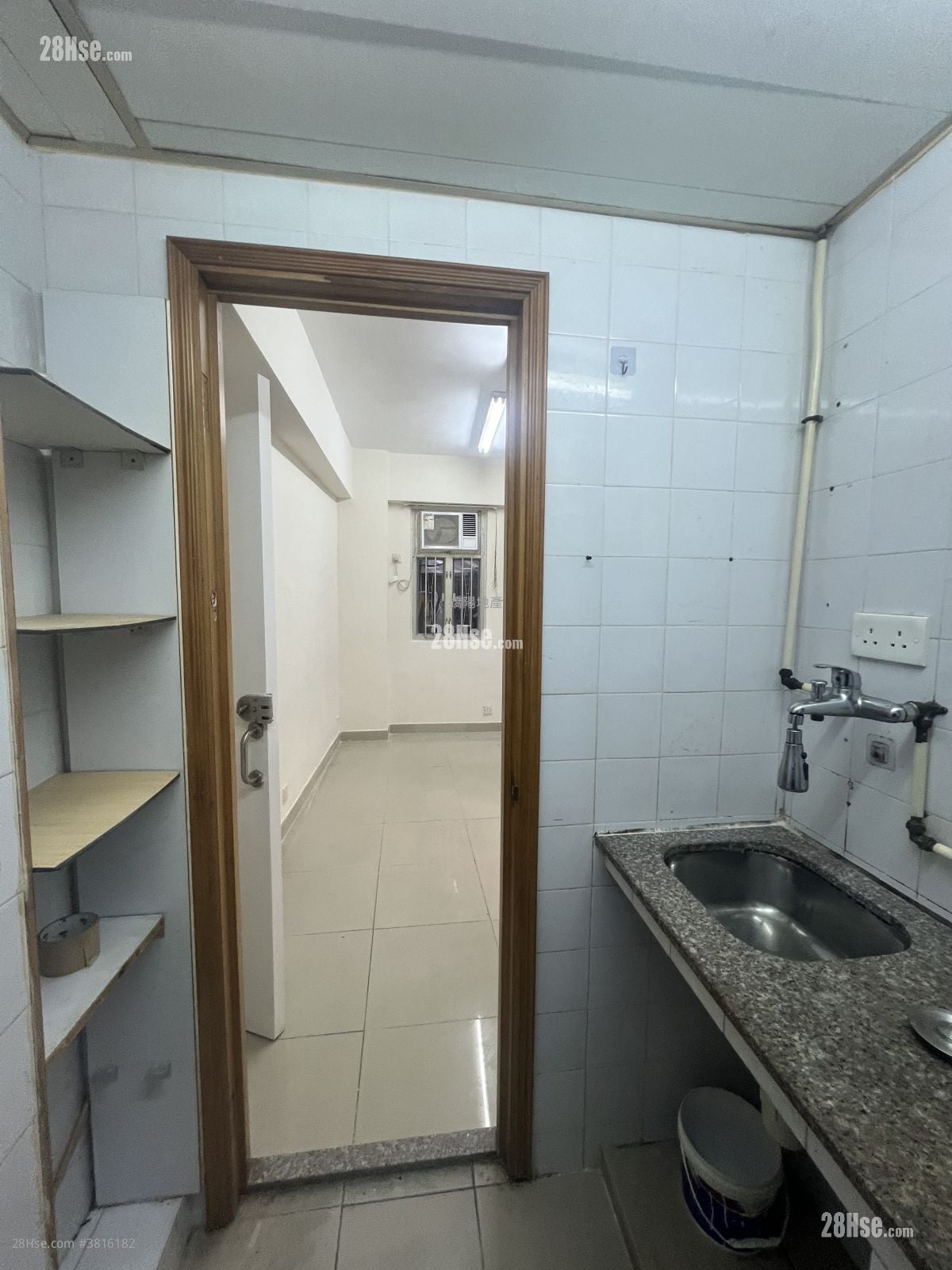 Fung Yee House Rental 2 Bedrooms , 1 Bathroom 313 ft²