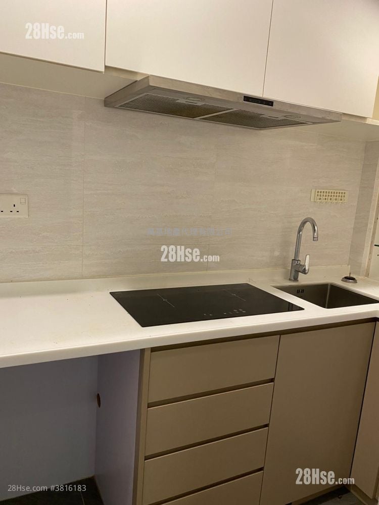 Nam Kiu Mansion Sell 2 Bedrooms , 1 Bathroom 302 ft²