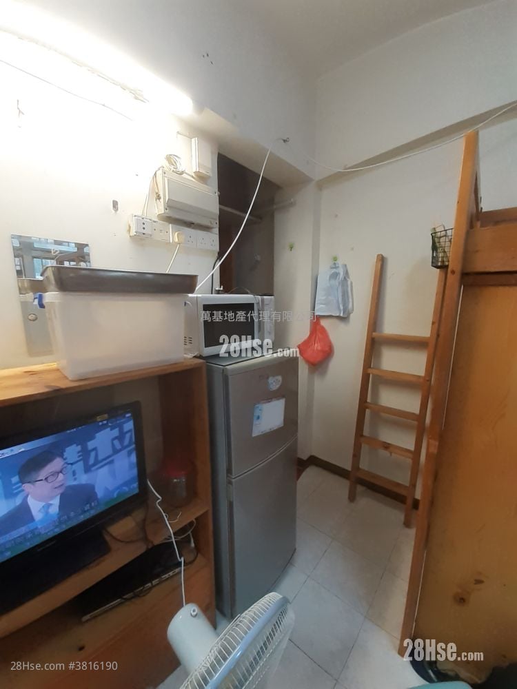 唐楼 售盘 1 房 , 1 浴室 188 平方尺