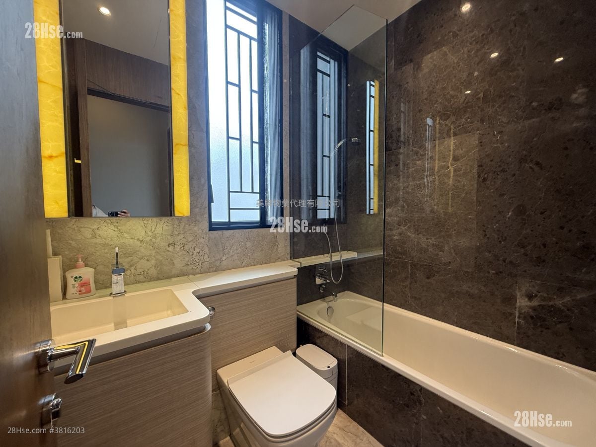 Dragons Range Rental 3 Bedrooms , 2 Bathrooms 1,261 ft²