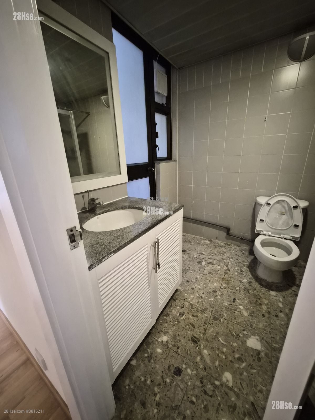 芳苑 租盘 3 房 , 3 浴室 1,460 平方尺