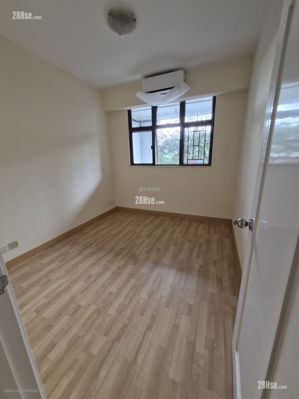 芳苑 租盘 3 房 , 3 浴室 1,460 平方尺