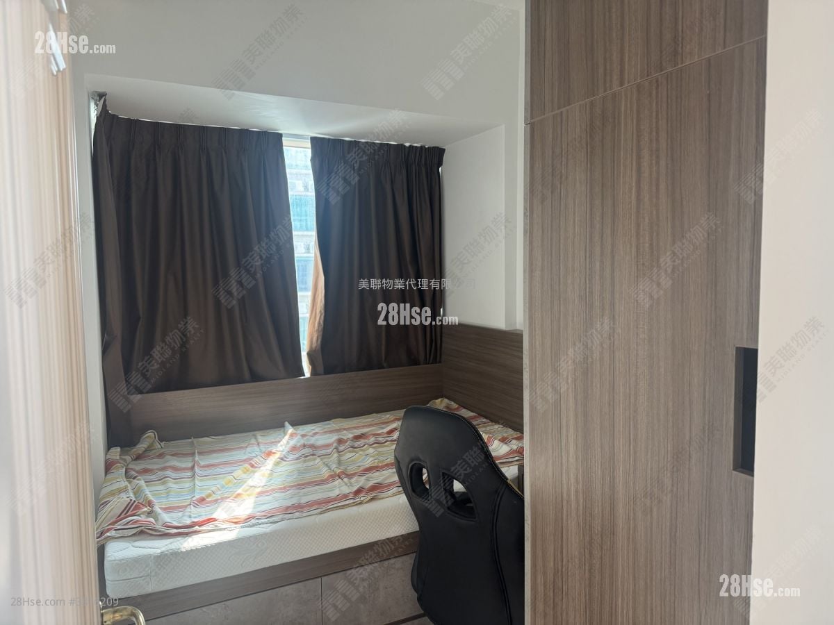 Hemera Sell 3 Bedrooms 788 ft²