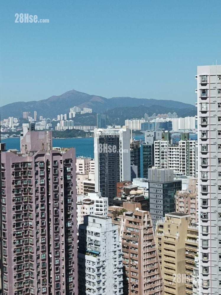 万翠花园 售盘 3 房 , 1 浴室 573 平方尺