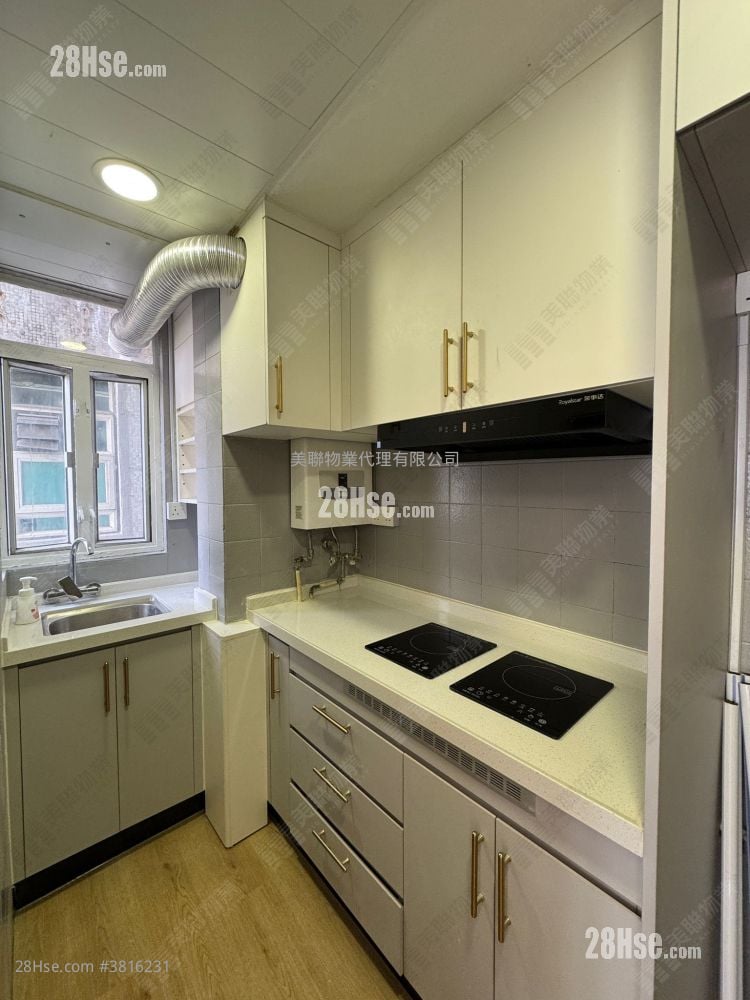 Lucky Plaza Rental 2 Bedrooms , 1 Bathroom 334 ft²