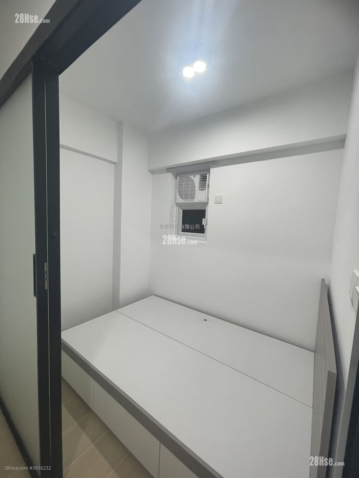 Chinese Mansion Rental 1 Bedroom , 1 Bathroom 180 ft²