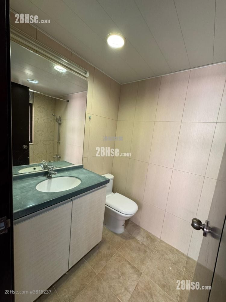 Garfield Court Rental 3 Bedrooms , 2 Bathrooms 897 ft²