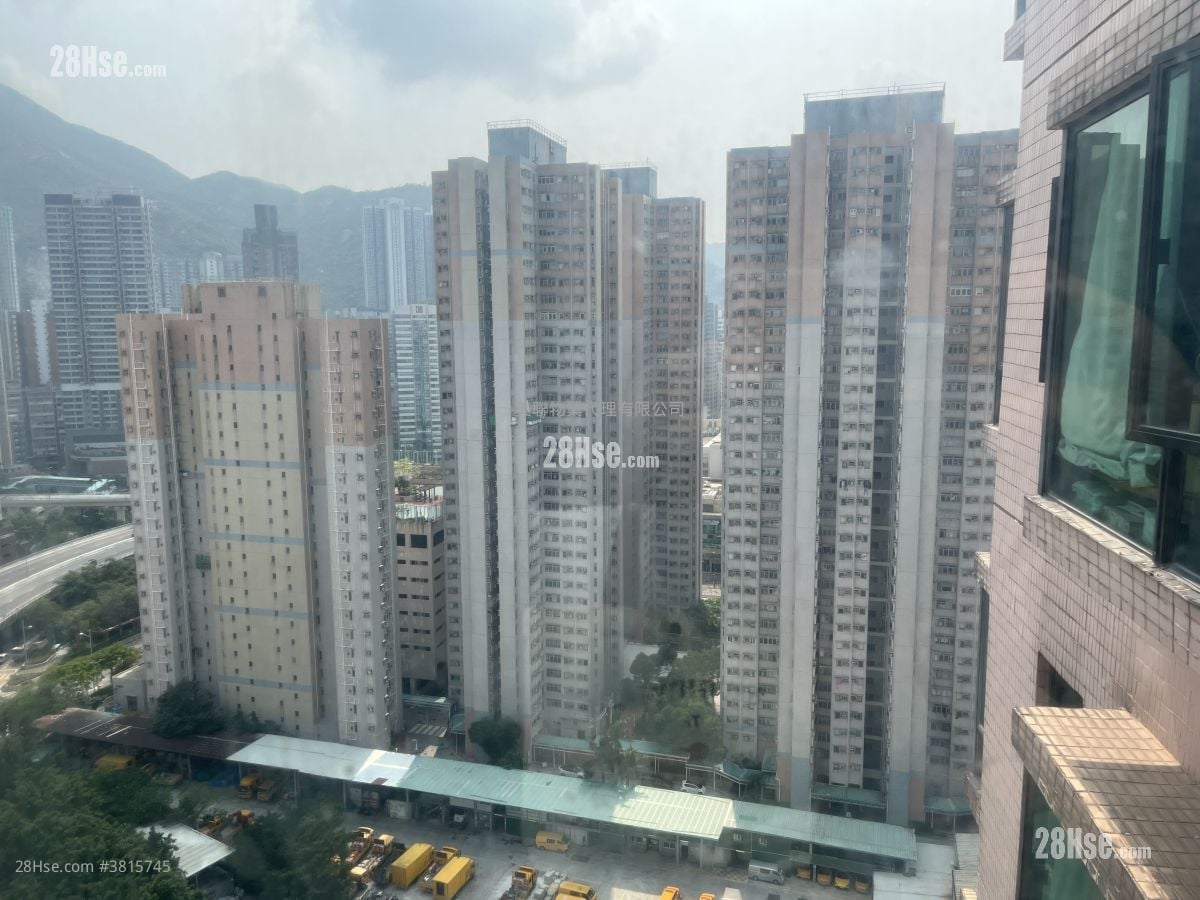 丽东海景豪苑 售盘 3 房 , 2 浴室 589 平方尺