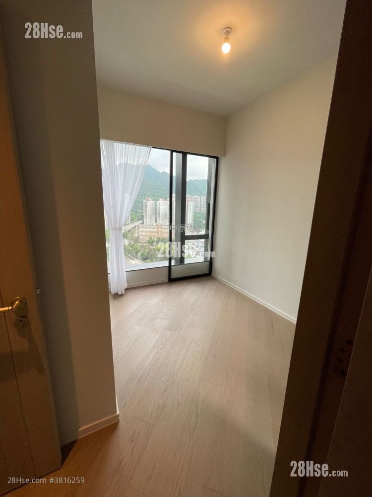 柏傲莊 售盤 3 房 , 2 浴室 668 平方呎