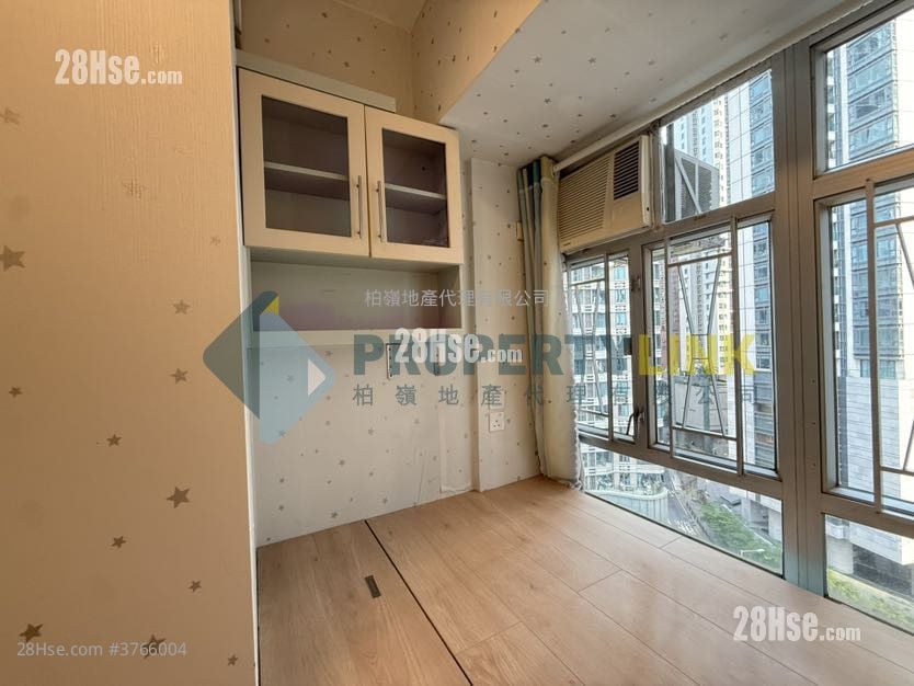 萬翠花園 售盤 3 房 , 1 浴室 573 平方呎