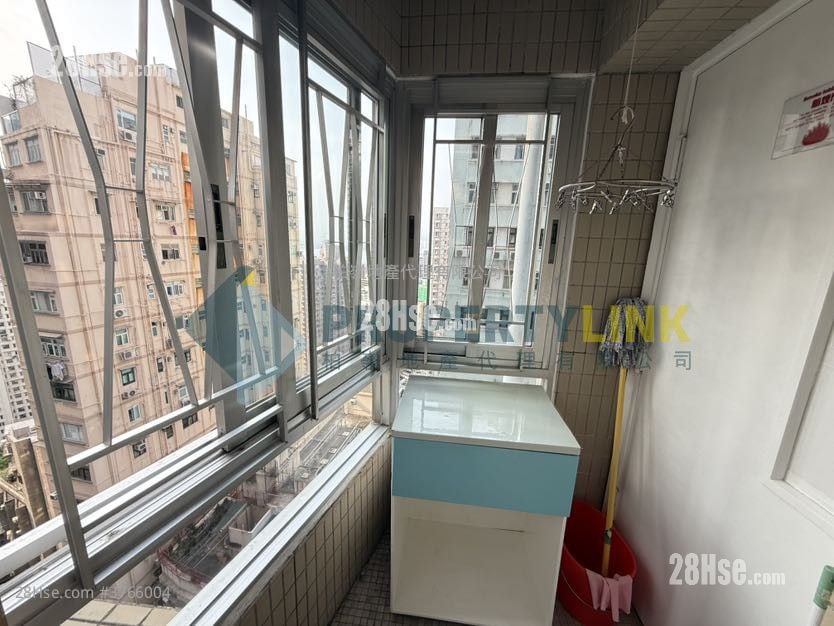 萬翠花園 售盤 3 房 , 1 浴室 573 平方呎