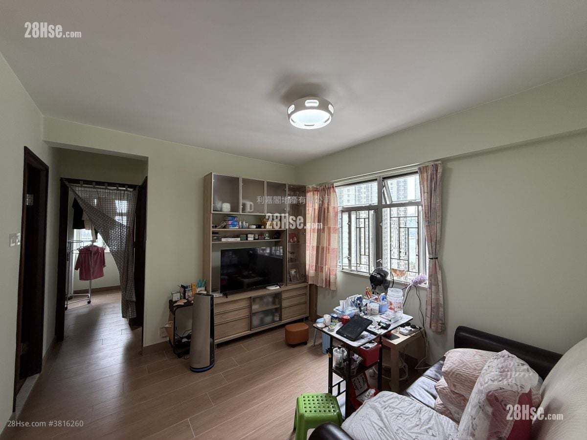 Belvedere Garden Sell 2 Bedrooms , 1 Bathroom 470 ft²