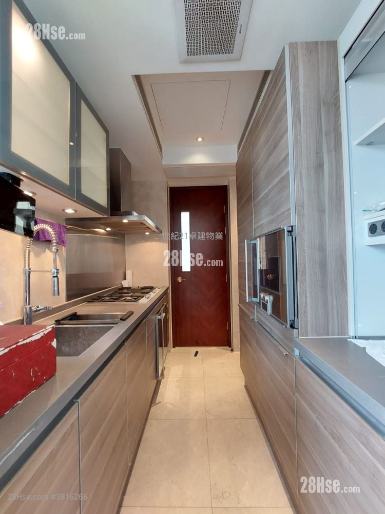 御金国峯 售盘 3 房 , 2 浴室 929 平方尺