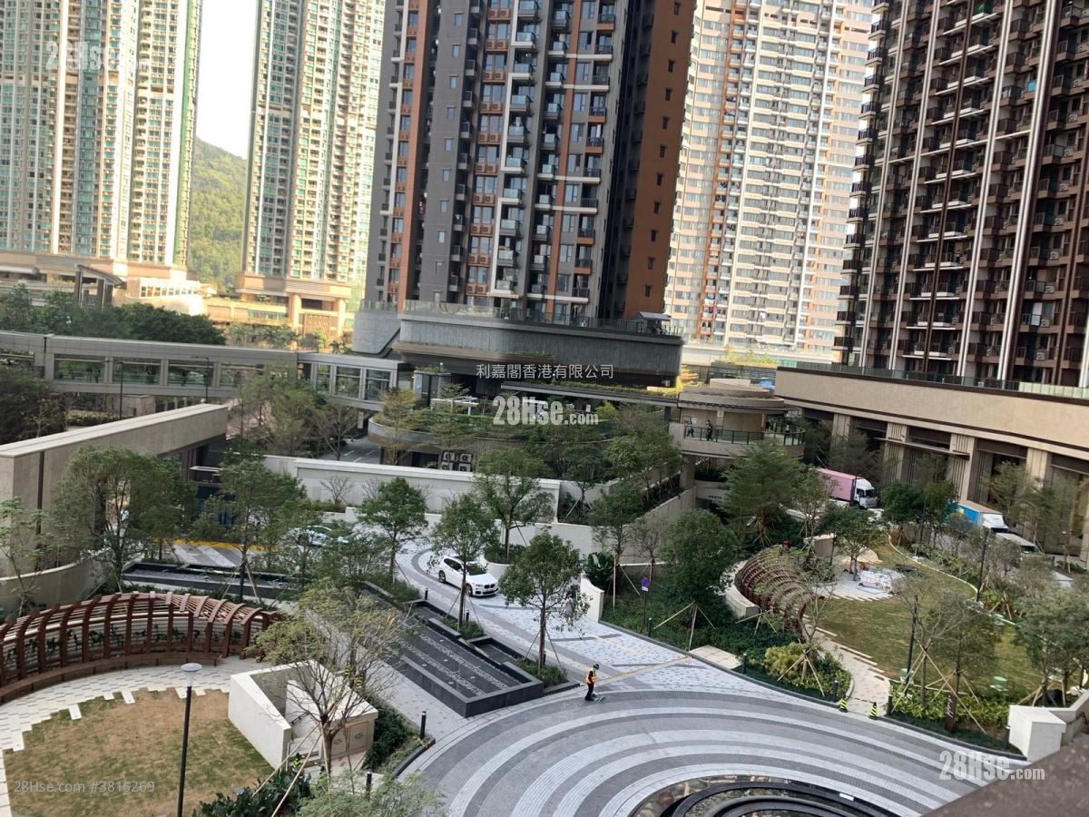 Lp6 Sell 2 Bedrooms , 1 Bathroom 504 ft²