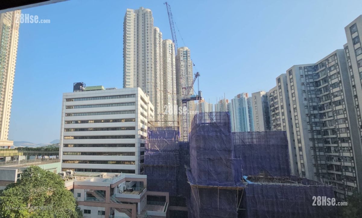 Lei King Wan Rental 3 Bedrooms , 2 Bathrooms 808 ft²