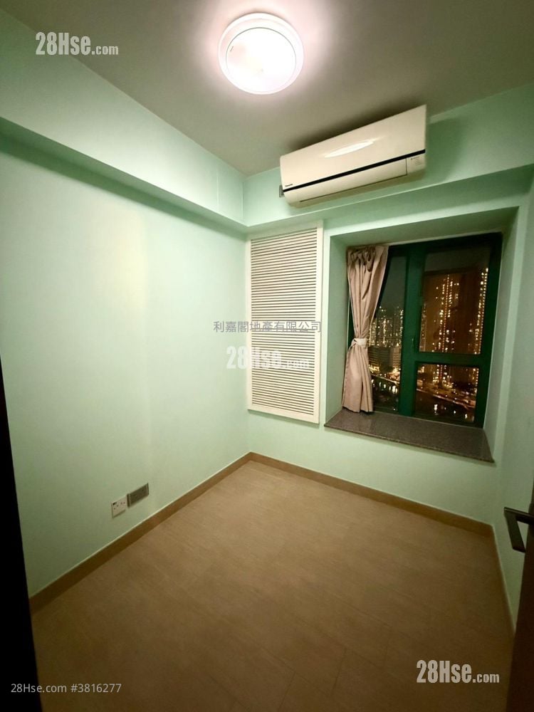 Grand Promenade Sell 2 Bedrooms , 1 Bathroom 527 ft²