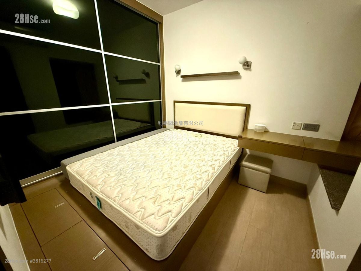 Grand Promenade Sell 2 Bedrooms , 1 Bathroom 527 ft²