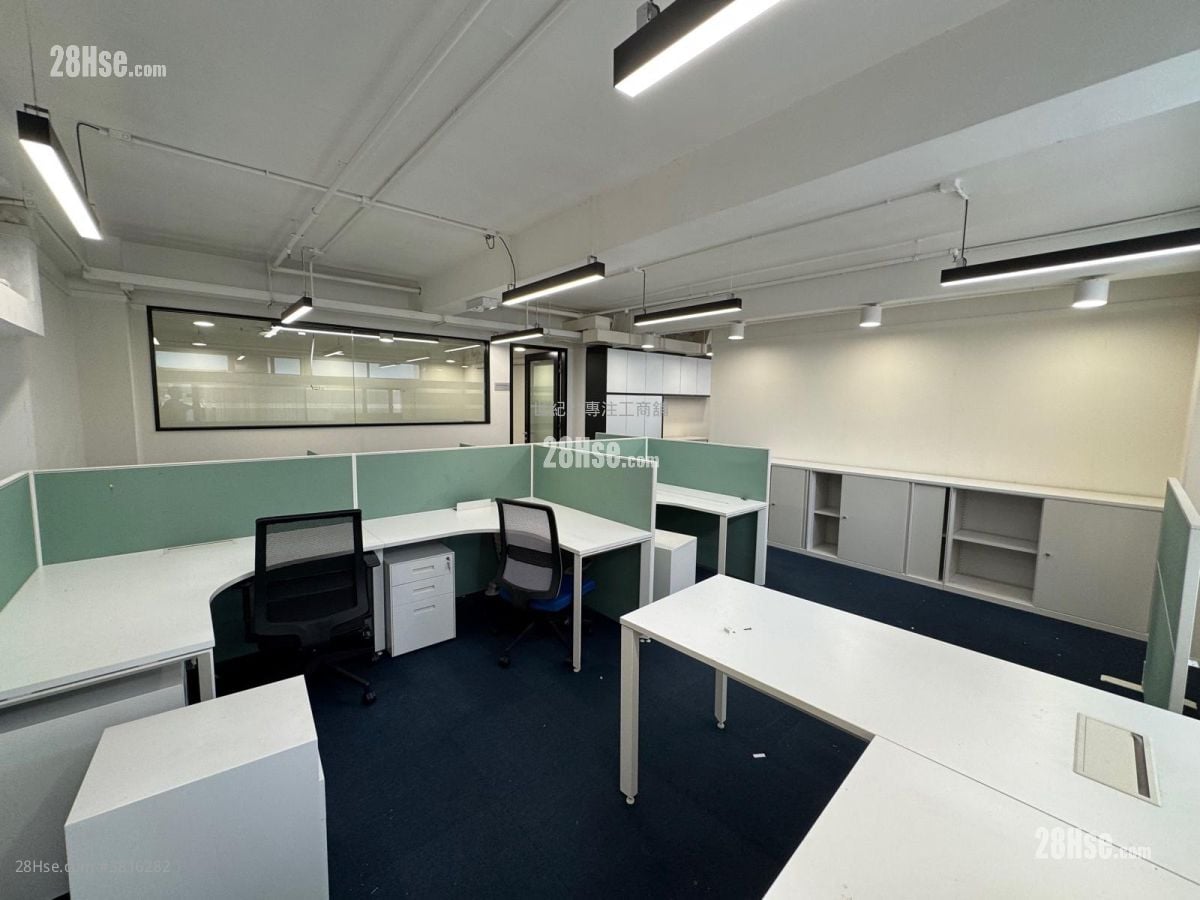 K Wah Centre Sell 2 Bedrooms , 2 Toilets