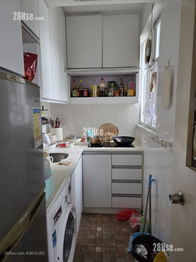 Plover Cove Garden Sell 2 Bedrooms , 1 Bathroom 343 ft²