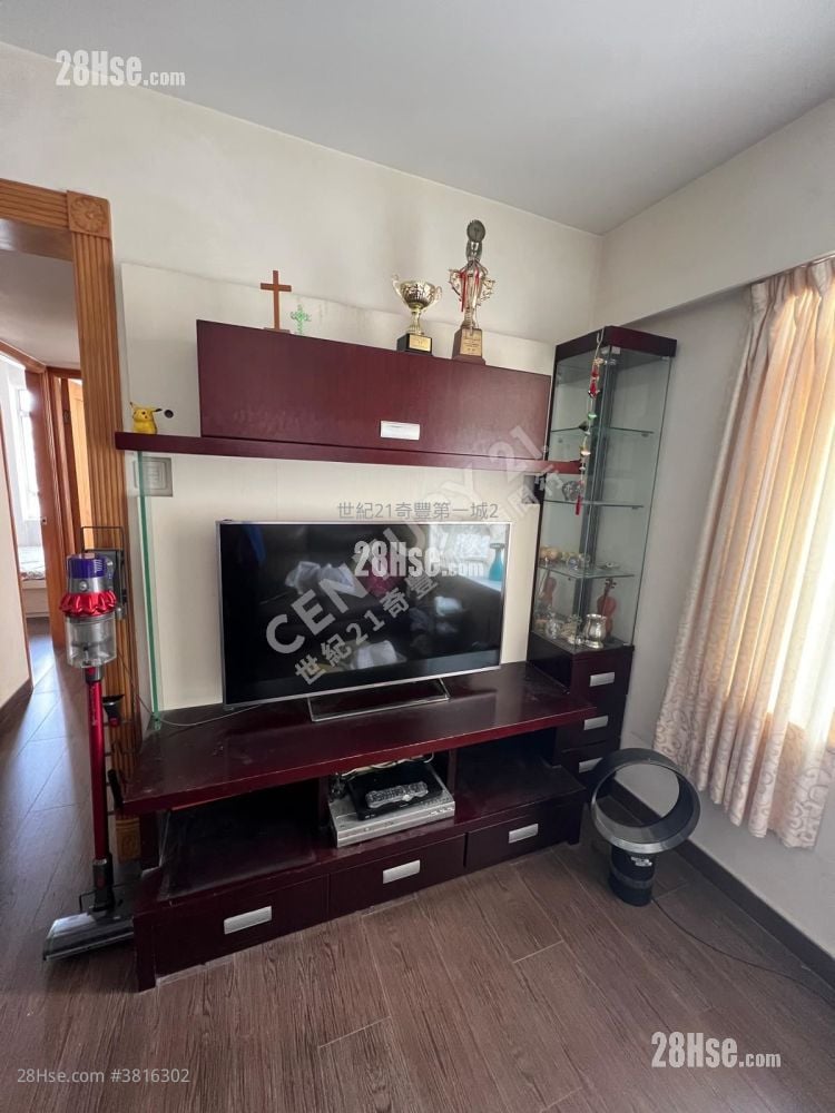 沙田第一城 售盘 3 房 504 平方尺