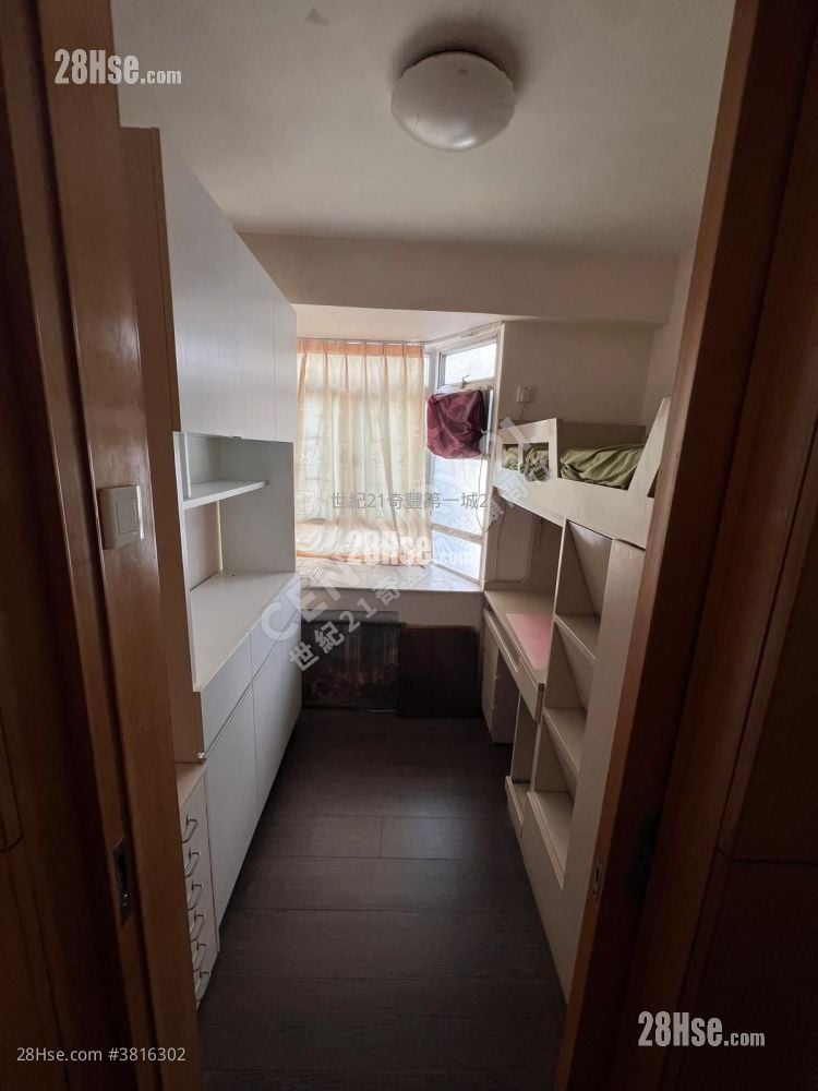 沙田第一城 售盘 3 房 504 平方尺