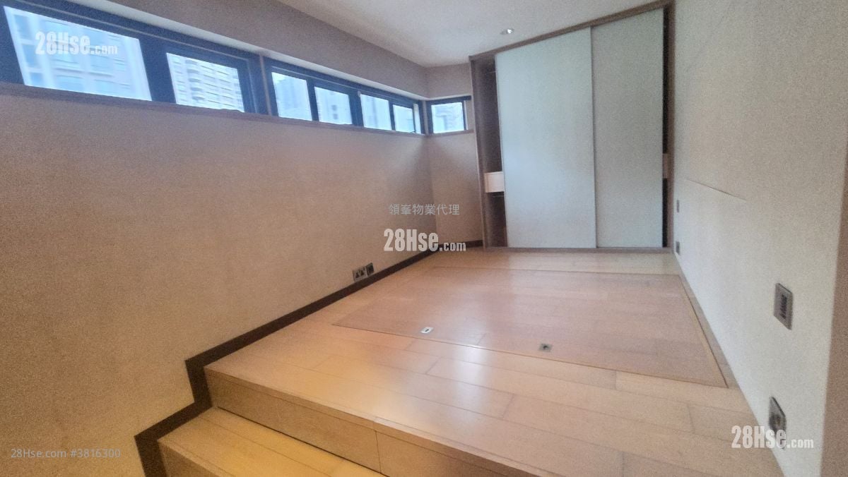 坚丽阁 售盘 5+ 房 , 3 浴室 2,929 平方尺