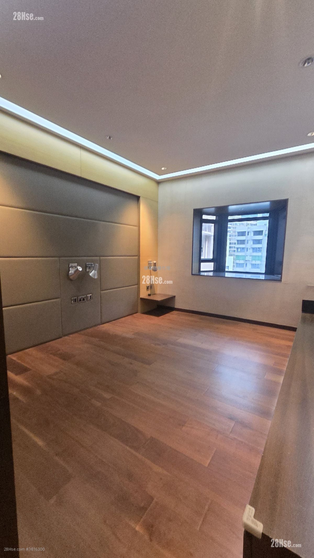 坚丽阁 售盘 5+ 房 , 3 浴室 2,929 平方尺