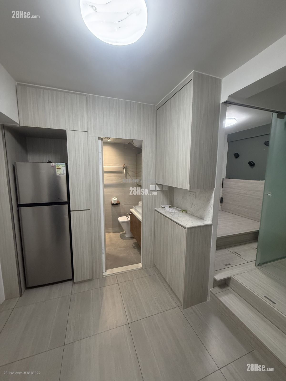 Hayon Building Rental 1 Bedroom , 1 Bathroom 251 ft²