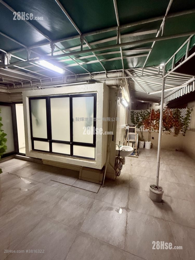 Hayon Building Rental 1 Bedroom , 1 Bathroom 251 ft²