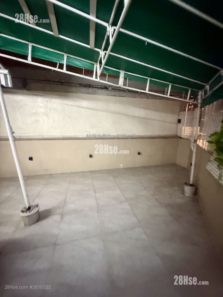 Hayon Building Rental 1 Bedroom , 1 Bathroom 251 ft²