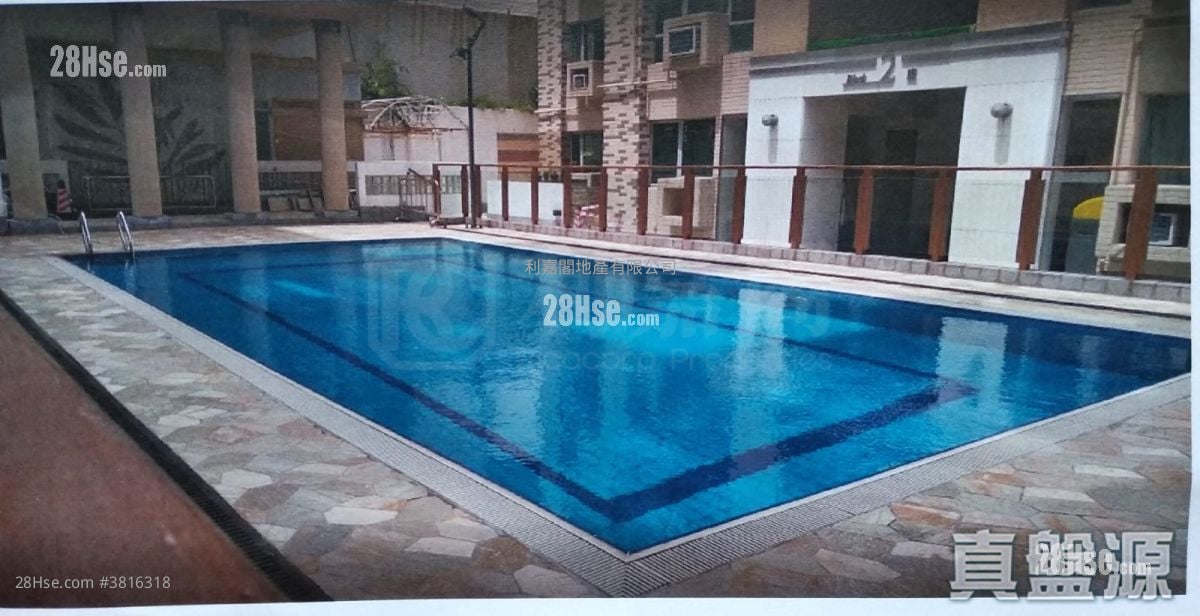 雅阁花园 售盘 3 房 1,696 平方尺