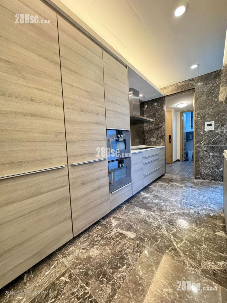 星岸 售盘 5+ 房 , 4 浴室 2,431 平方尺