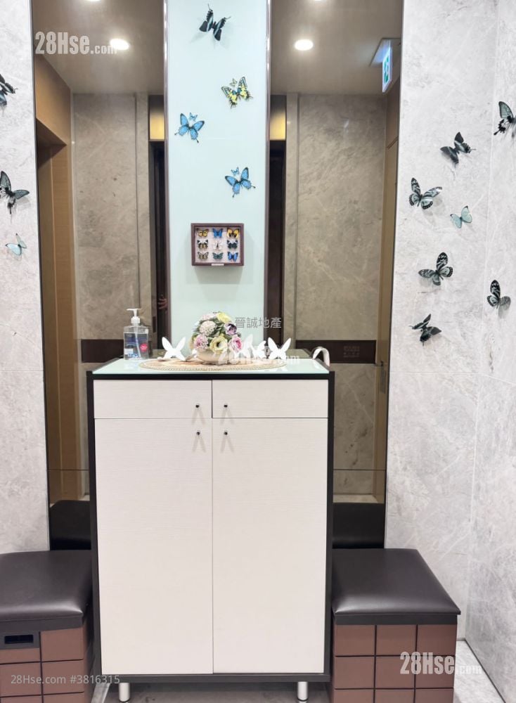 星岸 售盘 5+ 房 , 4 浴室 2,431 平方尺