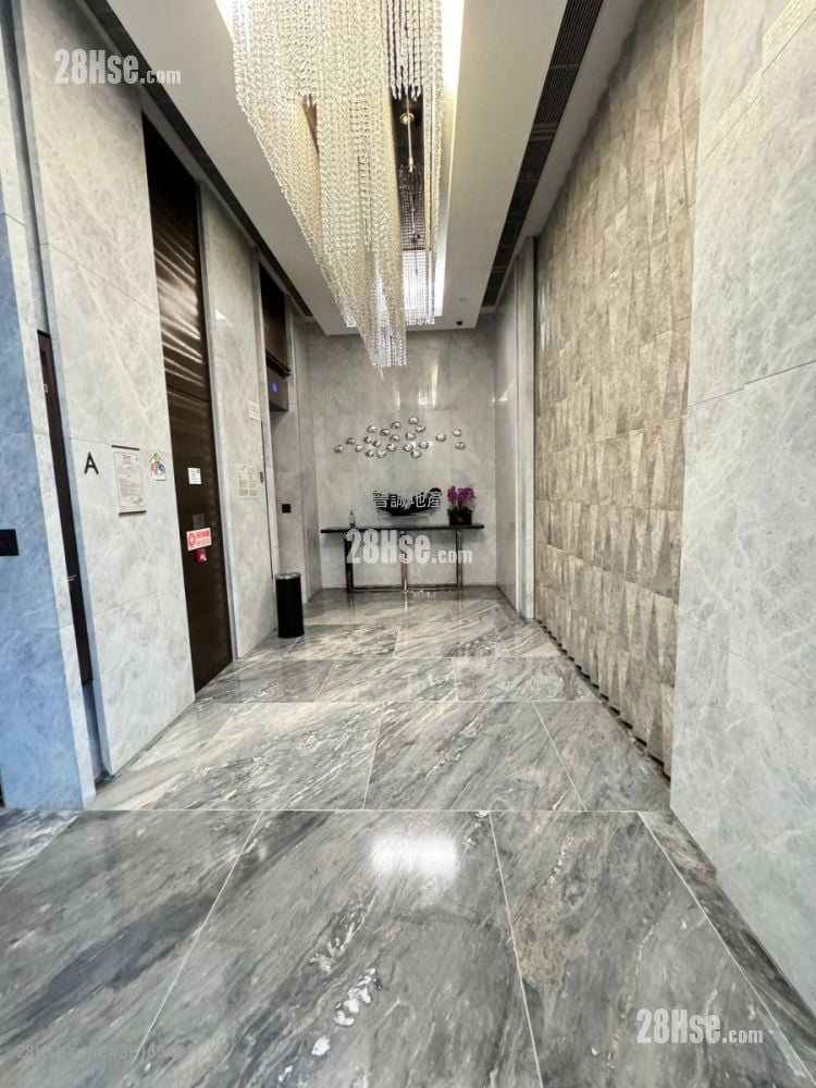 星岸 售盘 5+ 房 , 4 浴室 2,431 平方尺